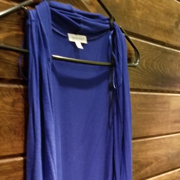 Royal blue top - Picture 2 of 2